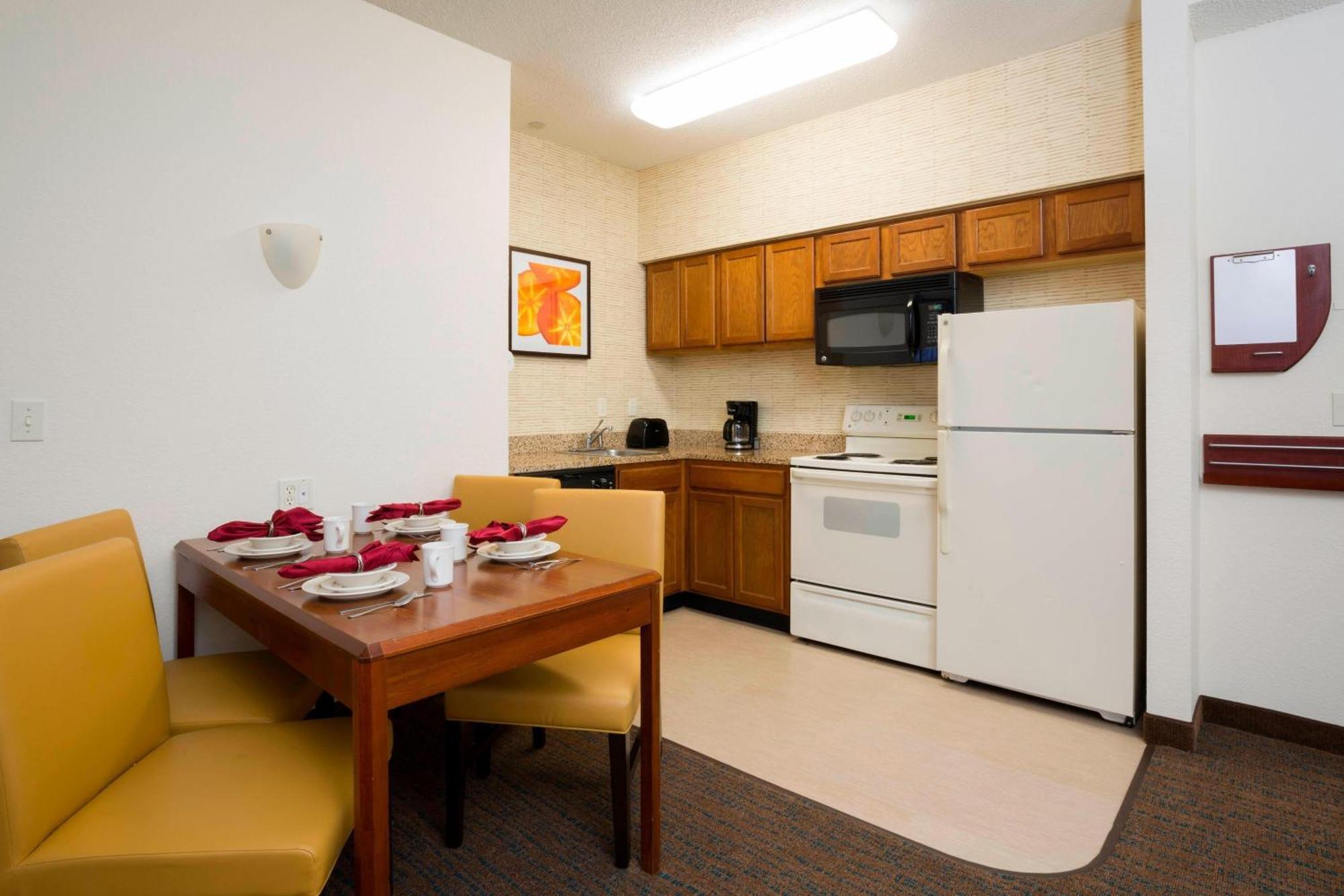 Residence Inn Kansas City Olathe Exteriör bild